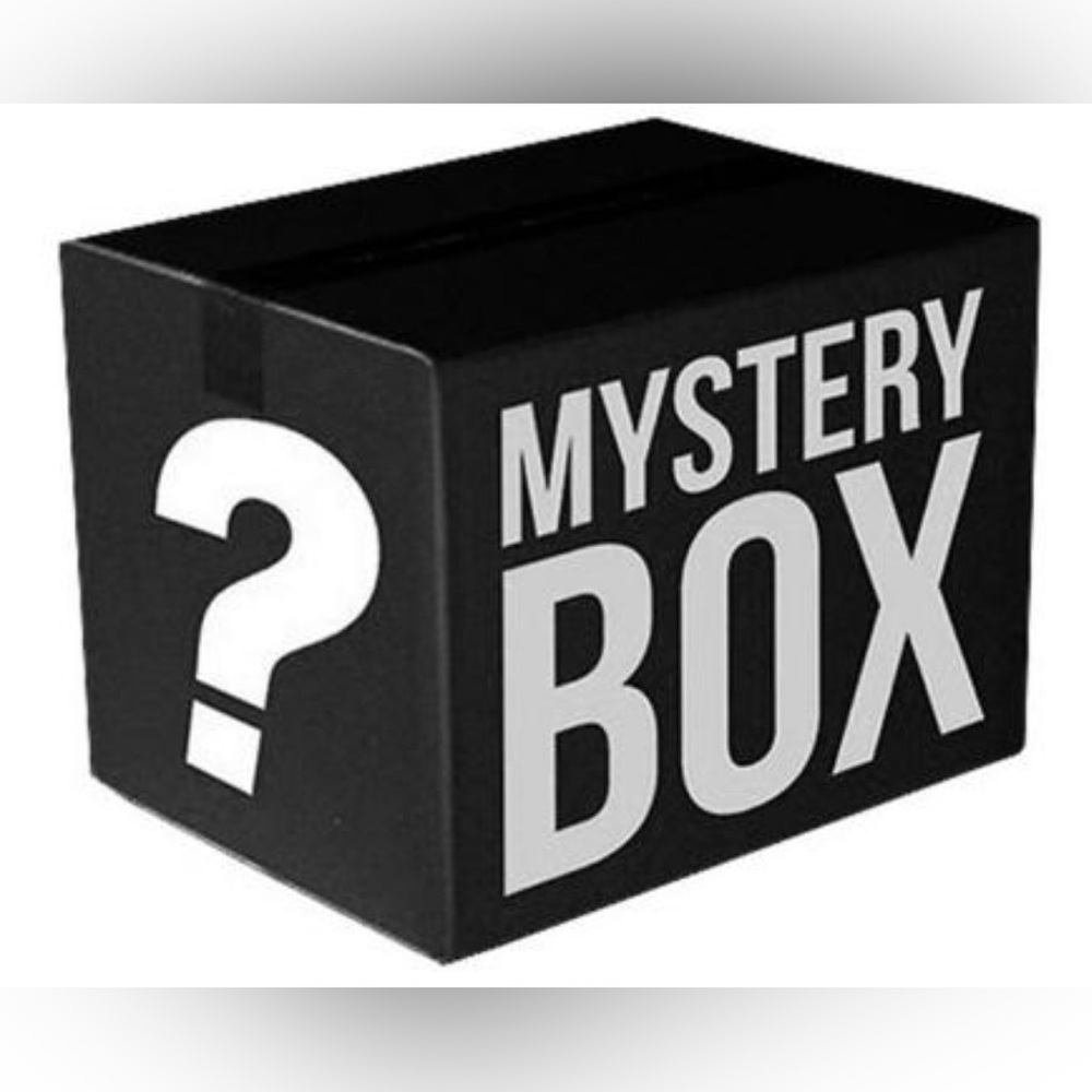 Coach Mystery Box - Picture 2 of 2